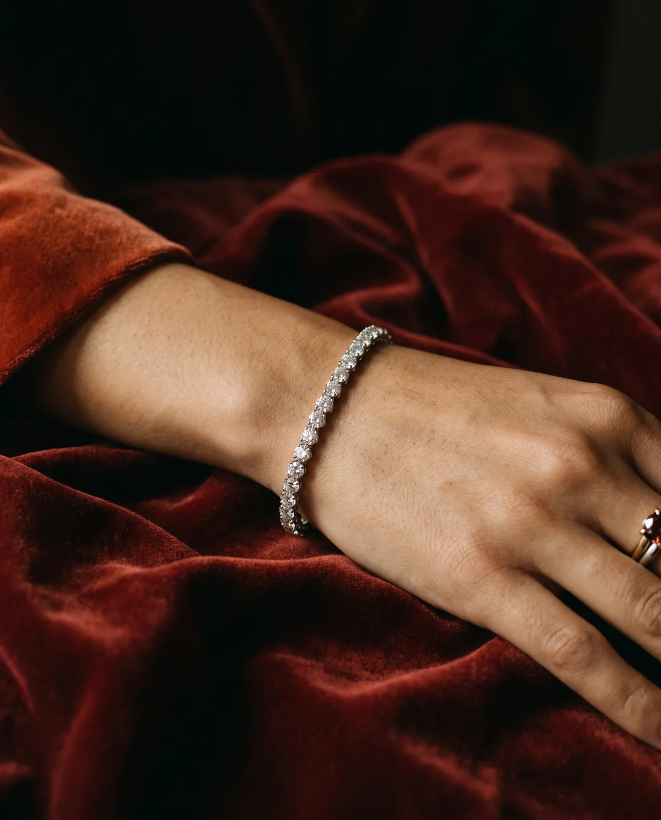 Diamond rivière bracelet in white gold